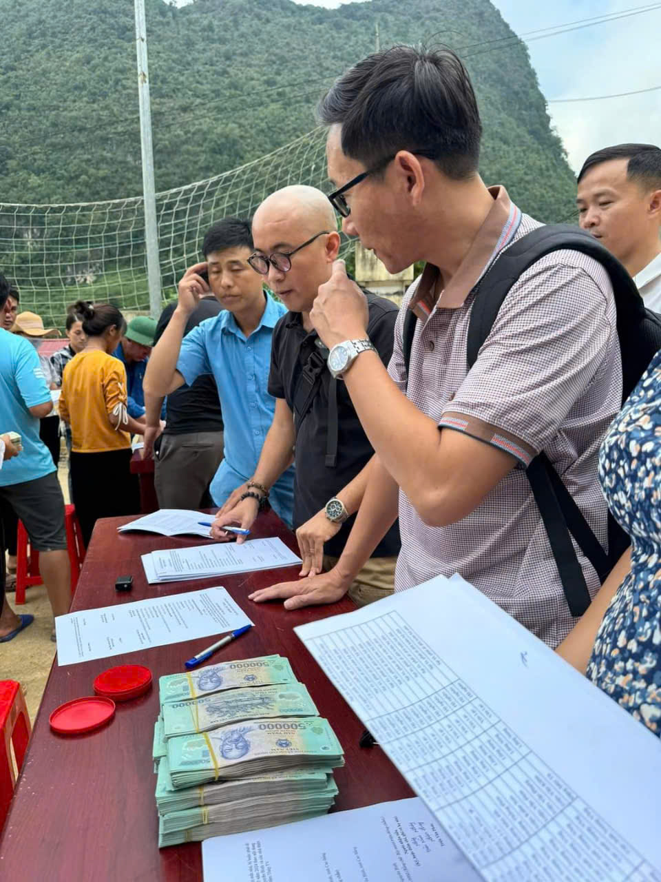 Cao Anh Trung góp 1 phần nhỏ vào hỗ trợ đồng bào miền bắc